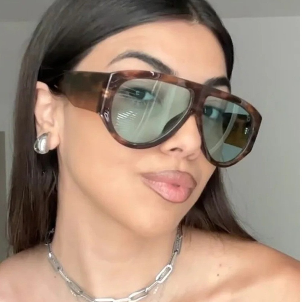 NWOT, Women's Large Tortoise Sunglasses green lenses, AviatorH55